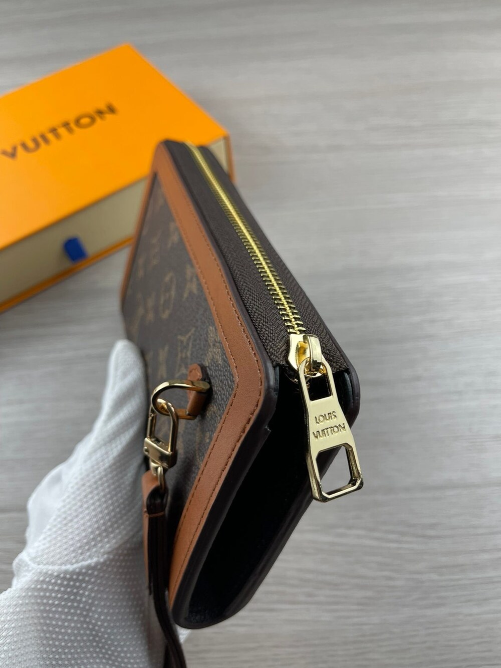 Louis Vuitton Dauphine Zip Around Wallet - Picture 6 of 8